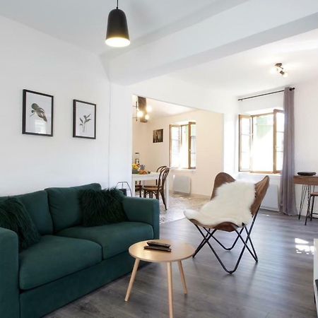 Les Gites De Laure - L'Or Vert, Appartement Avec Vue Sur Le Chateau, Parking Prive, Climatisation, Netflix, A 160 M De La Cite Medievale Carcassonne Esterno foto