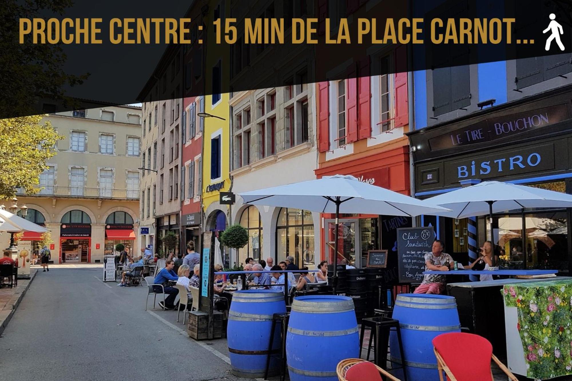Les Gites De Laure - L'Or Vert, Appartement Avec Vue Sur Le Chateau, Parking Prive, Climatisation, Netflix, A 160 M De La Cite Medievale Carcassonne Esterno foto