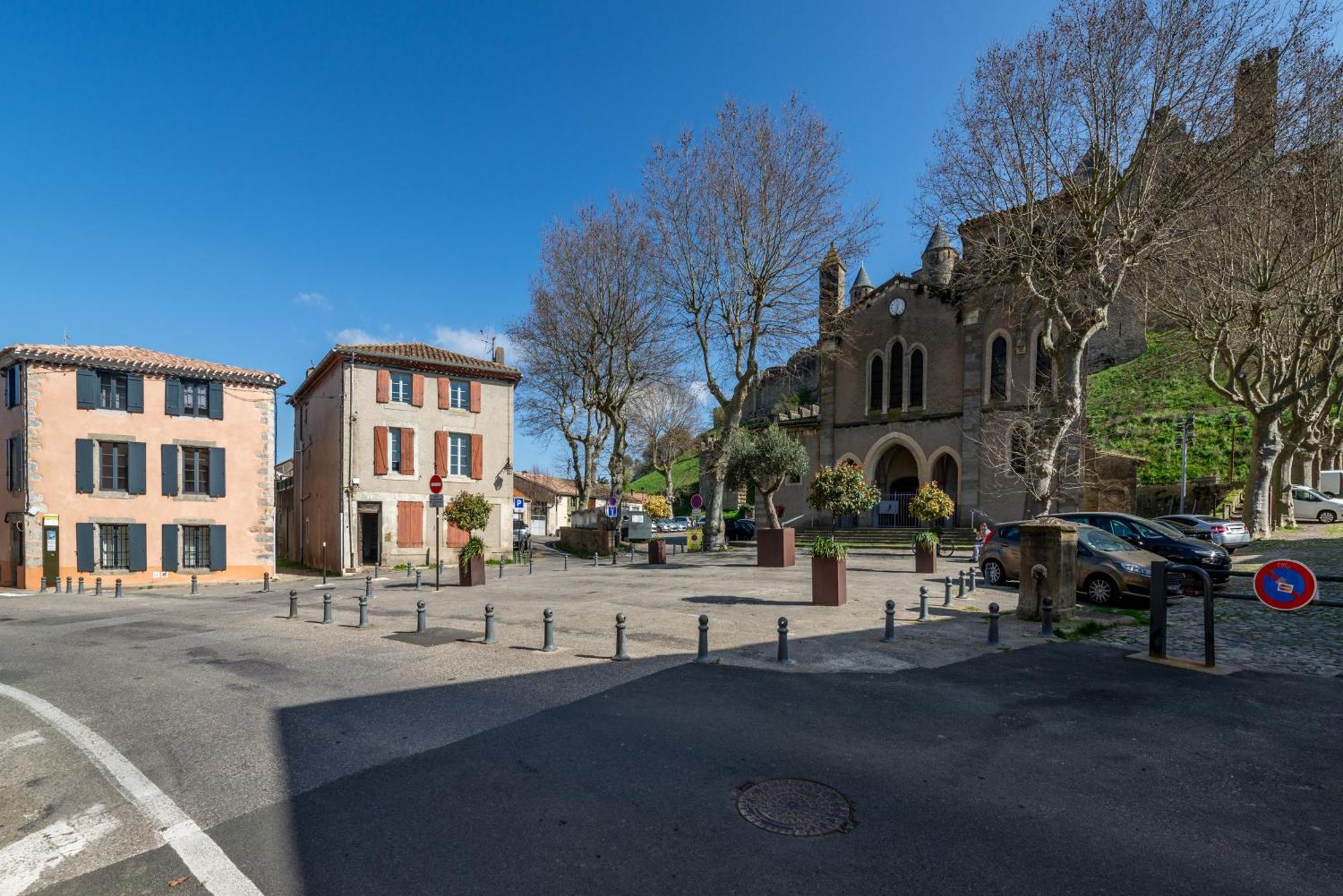 Les Gites De Laure - L'Or Vert, Appartement Avec Vue Sur Le Chateau, Parking Prive, Climatisation, Netflix, A 160 M De La Cite Medievale Carcassonne Esterno foto