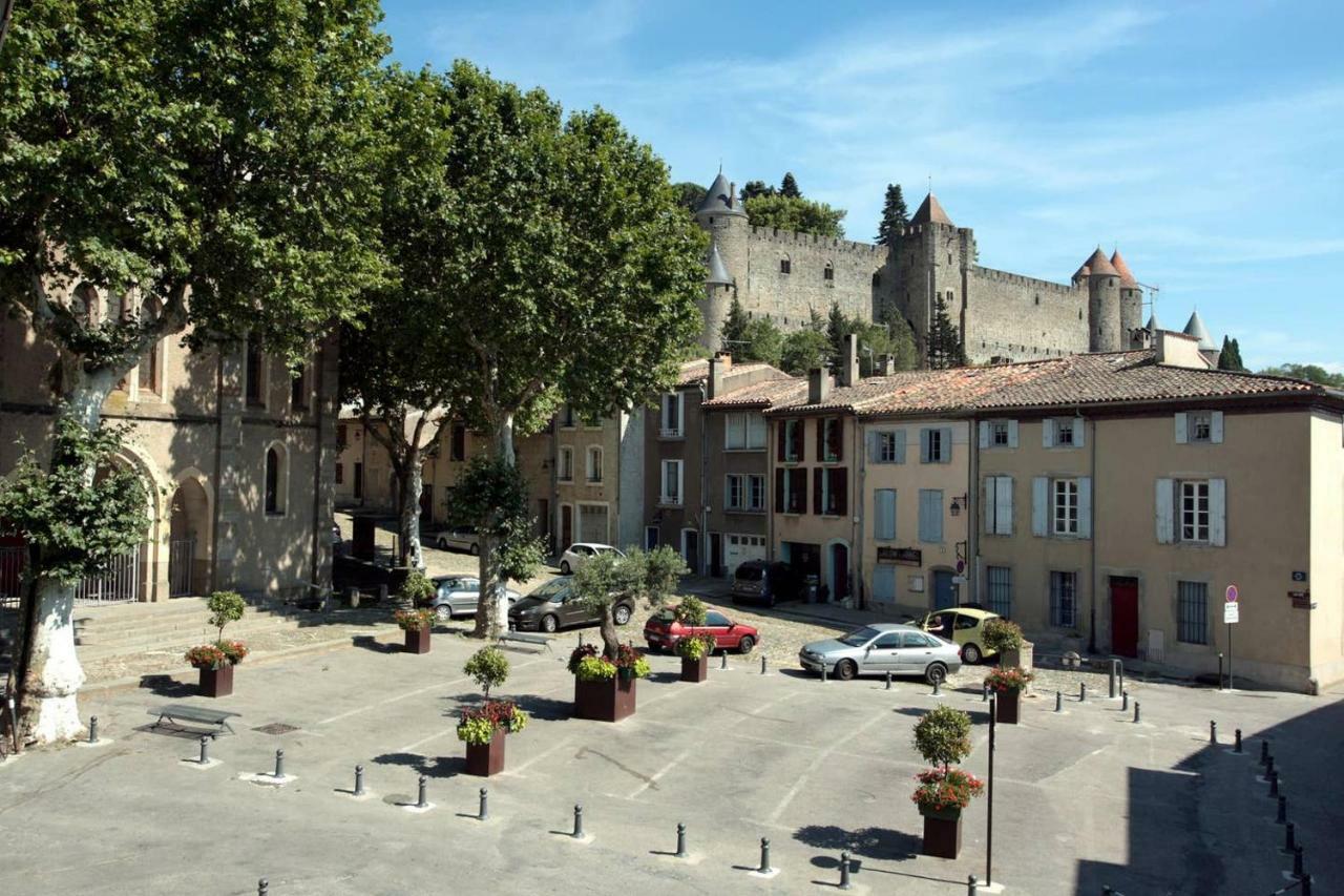 Les Gites De Laure - L'Or Vert, Appartement Avec Vue Sur Le Chateau, Parking Prive, Climatisation, Netflix, A 160 M De La Cite Medievale Carcassonne Esterno foto