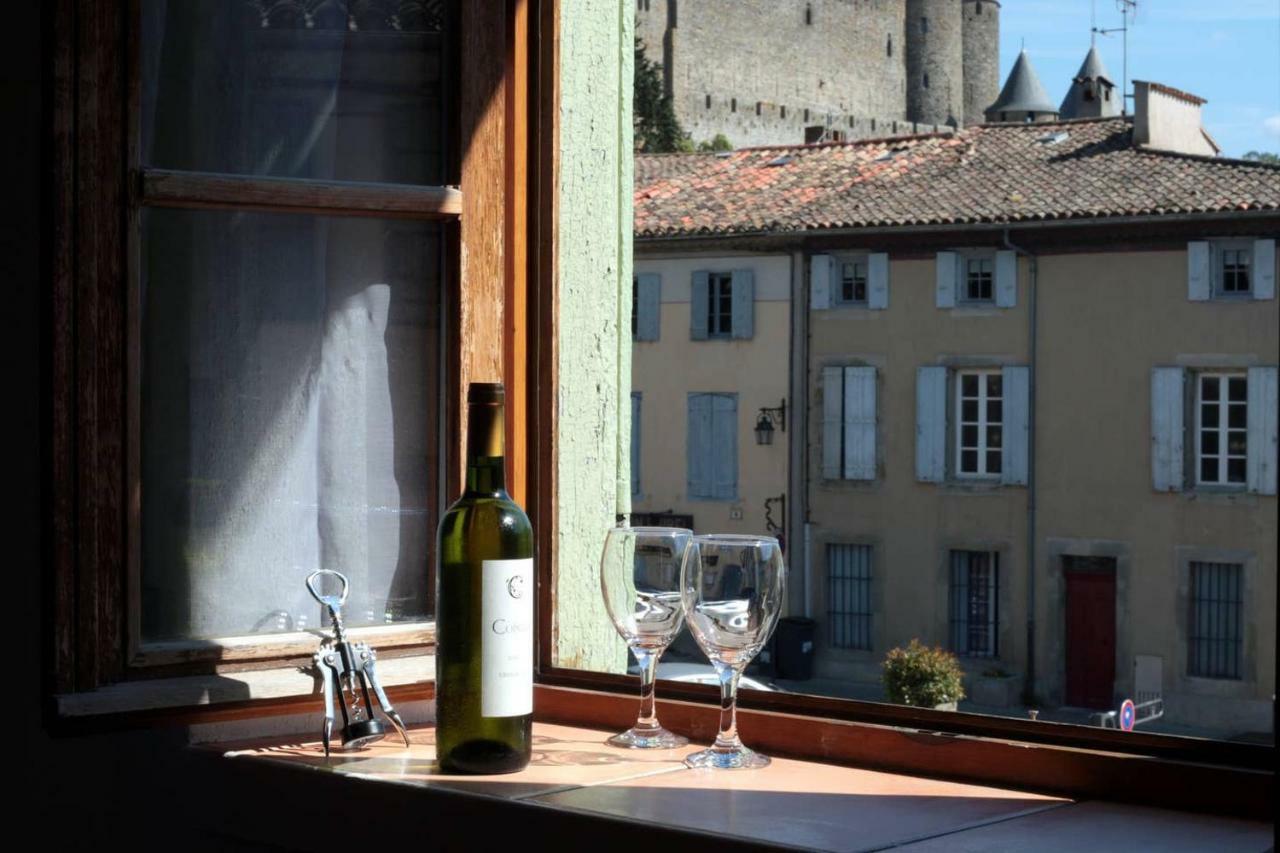 Les Gites De Laure - L'Or Vert, Appartement Avec Vue Sur Le Chateau, Parking Prive, Climatisation, Netflix, A 160 M De La Cite Medievale Carcassonne Esterno foto